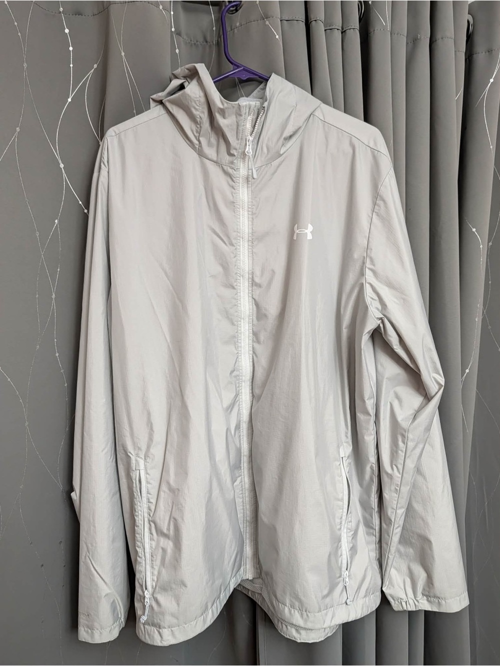 Under Armour Light Gray Hooded Windbreaker Jacket